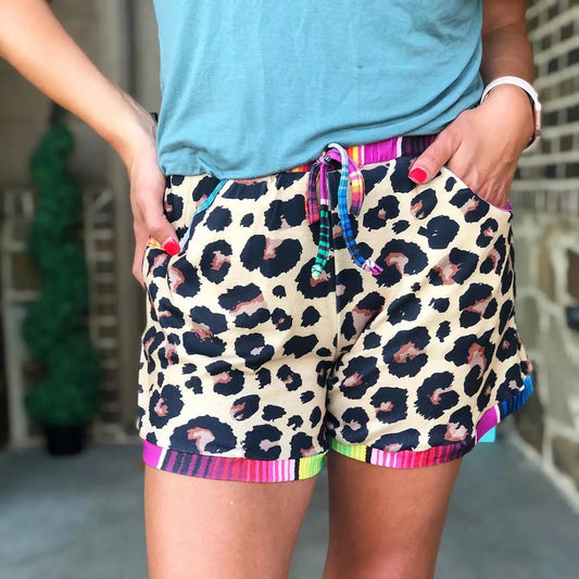 Women's 3-point shorts in stock with leopard print patchwork